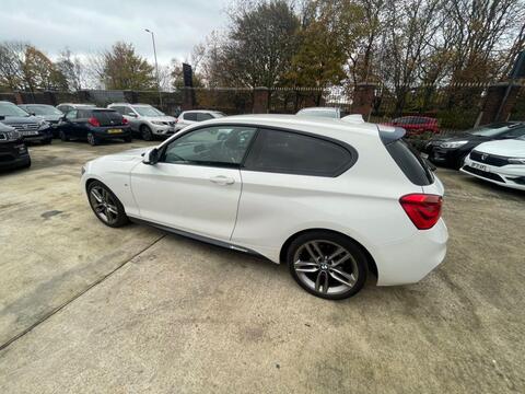 BMW 1 Series view 20