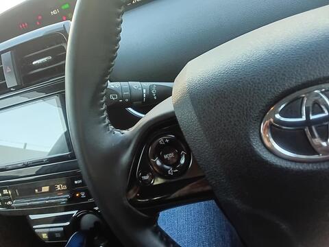 Toyota Prius view 29