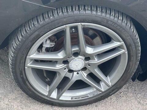 Mercedes-Benz E Class view 32