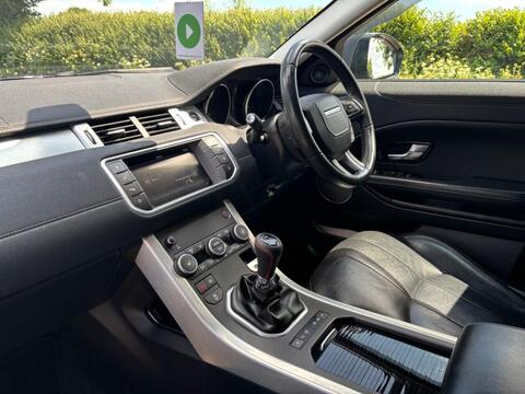 Land Rover Range Rover Evoque view 30