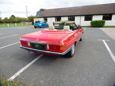 Mercedes-Benz SL view 23