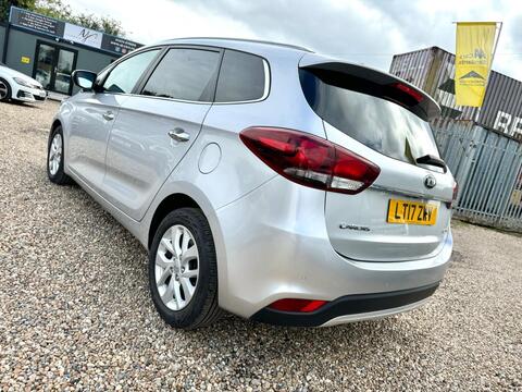 Kia Carens view 7