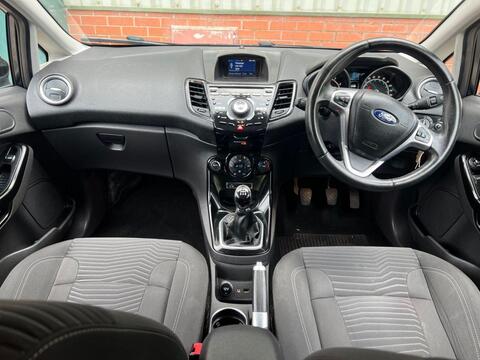 Ford Fiesta view 17