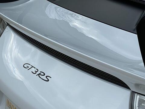 Porsche 911 view 68