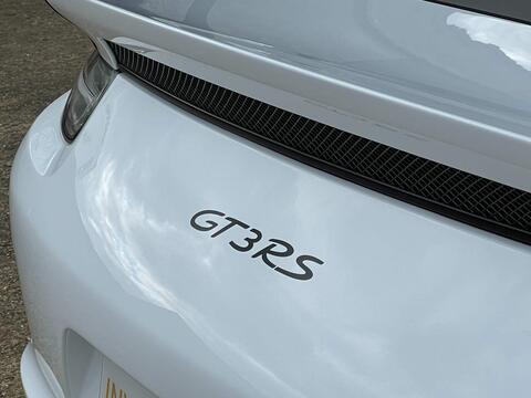 Porsche 911 view 23