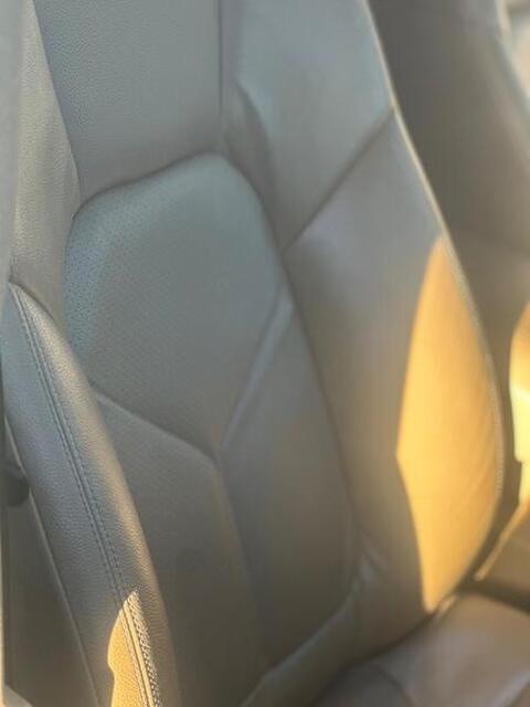 Porsche Cayenne view 38