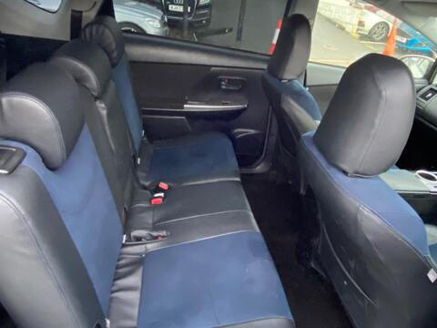 Toyota Prius+ view 13