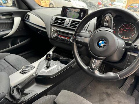 BMW 1 Series view 14