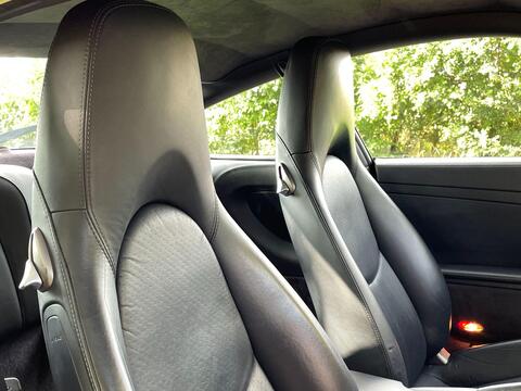 Porsche 911 view 10