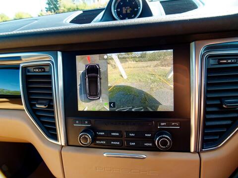 Porsche Macan view 41