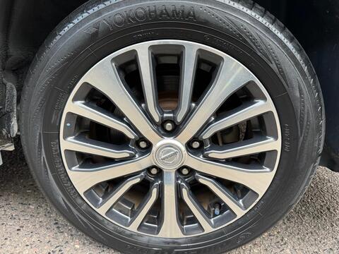 Nissan Serena view 30