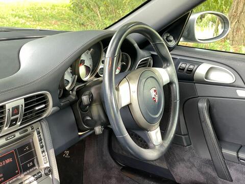 Porsche 911 view 49