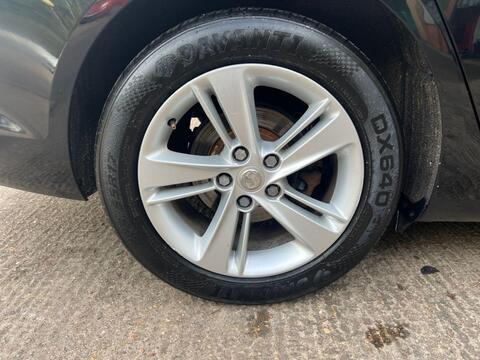 Vauxhall Insignia view 30