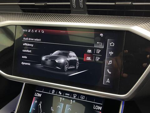 Audi RS6 view 38