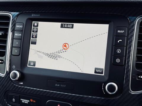 Kia Carens view 13
