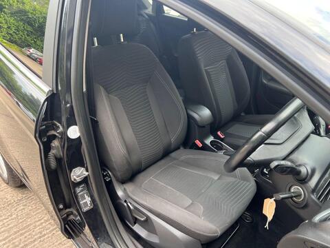 Ford Fiesta view 12