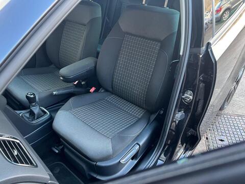 Volkswagen Polo view 17