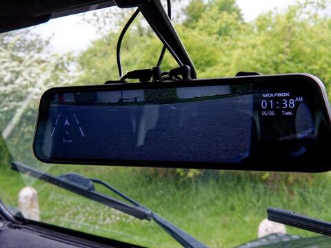 Land Rover Defender view 41