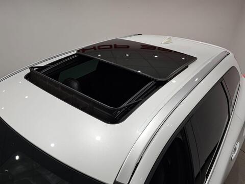 Volvo XC60 view 2