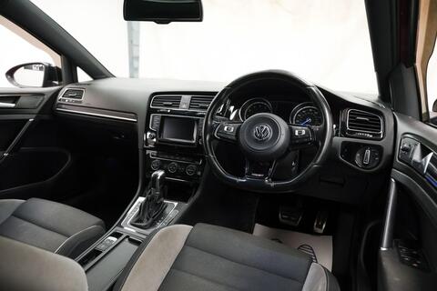 Volkswagen Golf view 9