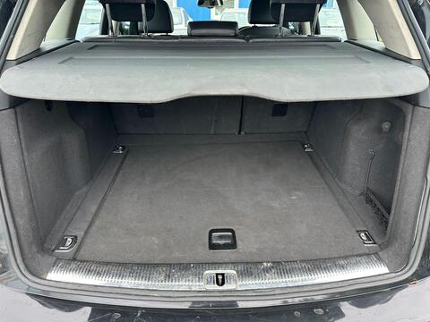 Audi Q5 view 20