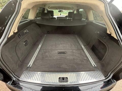 Jaguar XF view 26