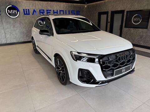 Audi SQ7 view 12