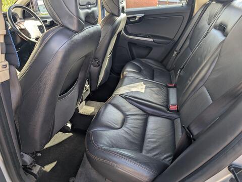 Volvo XC60 view 15