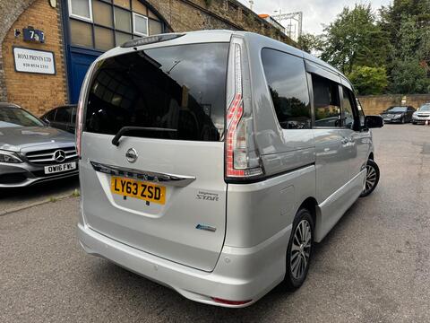 Nissan Serena view 12