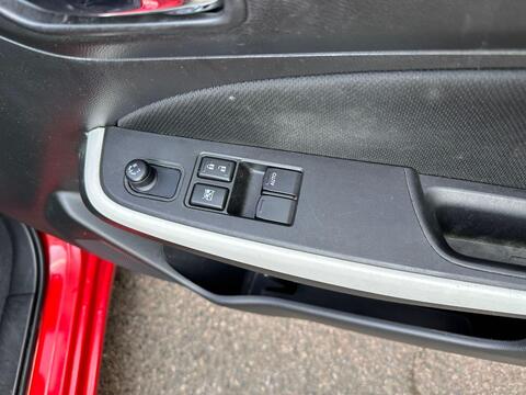 Suzuki Swift view 18