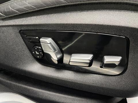 BMW 7 Series view 12