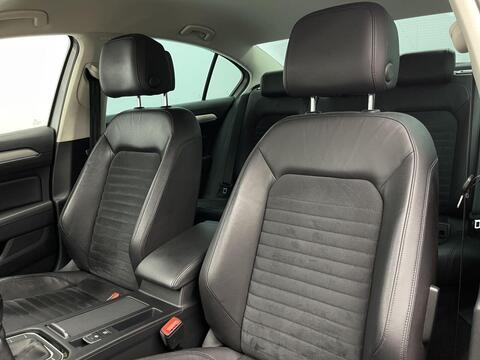 Volkswagen Passat view 36