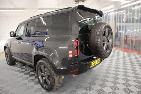 Land Rover Defender view 5