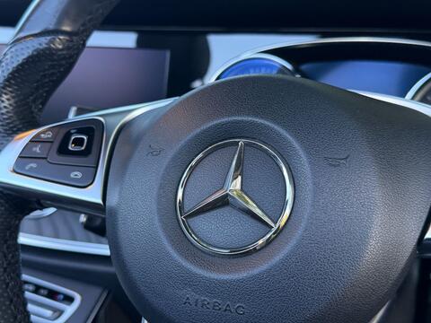 Mercedes-Benz E Class view 27