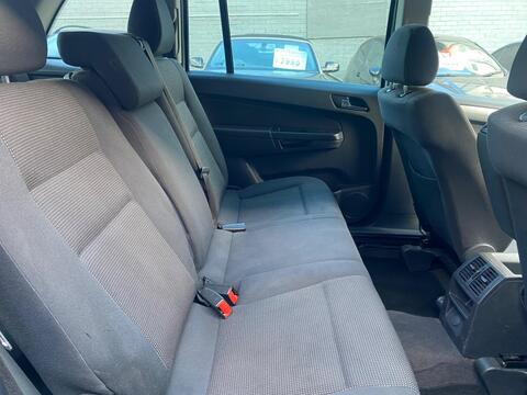 Vauxhall Zafira view 24