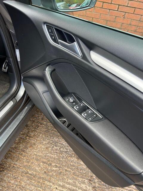 Audi A3 view 26