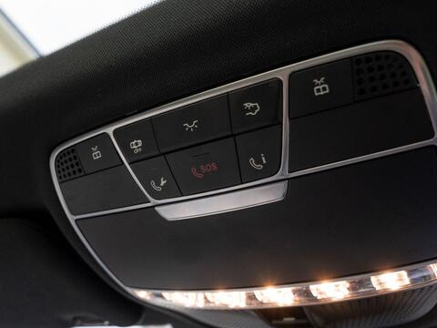 Mercedes-Benz S Class view 35