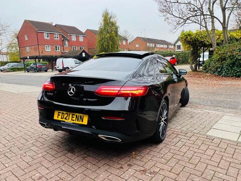 Mercedes-Benz E Class view 15