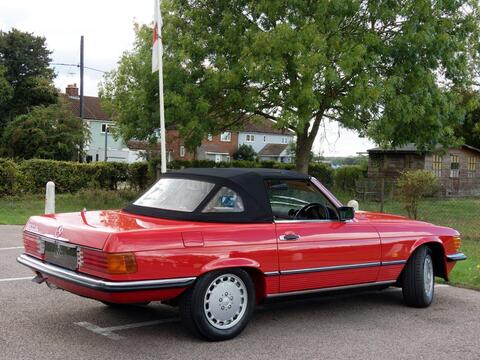 Mercedes-Benz SL view 11