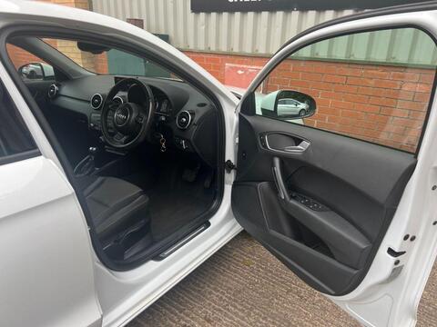Audi A1 view 8