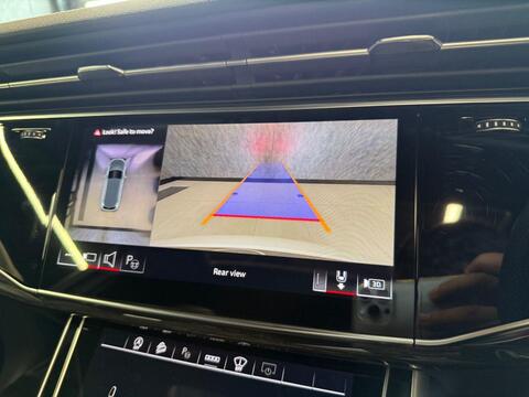 Audi SQ7 view 77