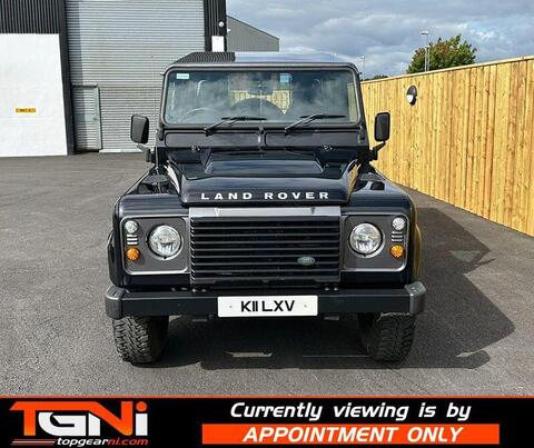 Land Rover Defender view 18