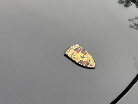 Porsche 911 view 42