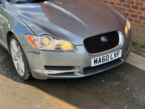 Jaguar XF view 16