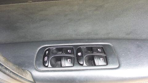 Porsche Cayenne view 30