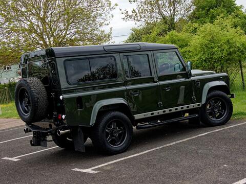 Land Rover Defender view 8