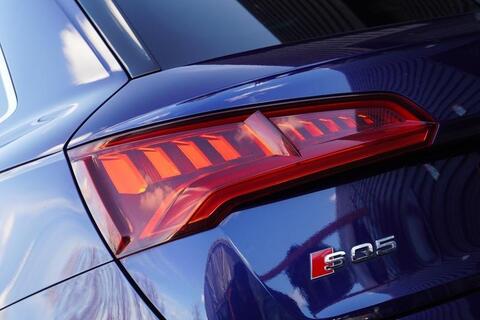 Audi SQ5 view 17