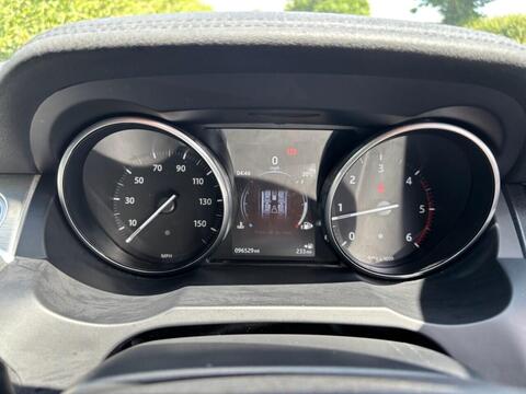 Land Rover Range Rover Evoque view 39
