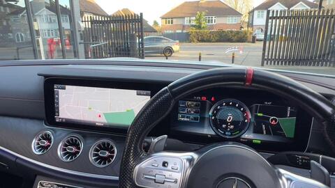 Mercedes-Benz E-Class view 11