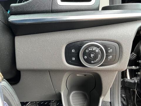 Ford Tourneo Custom view 86